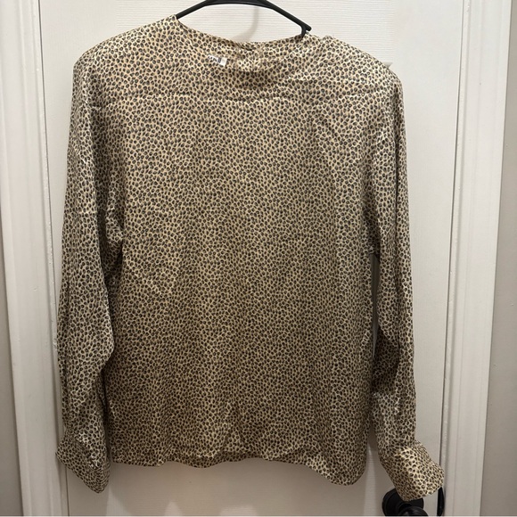 AK2 ANNE KLEIN 2 Vintage 100% Silk Blouse Women Size Small Shoulder Pads - Picture 1 of 4